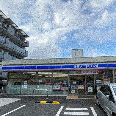 コンビニ　ローソン 鶴見下末吉二丁目店（コンビニ）まで977m