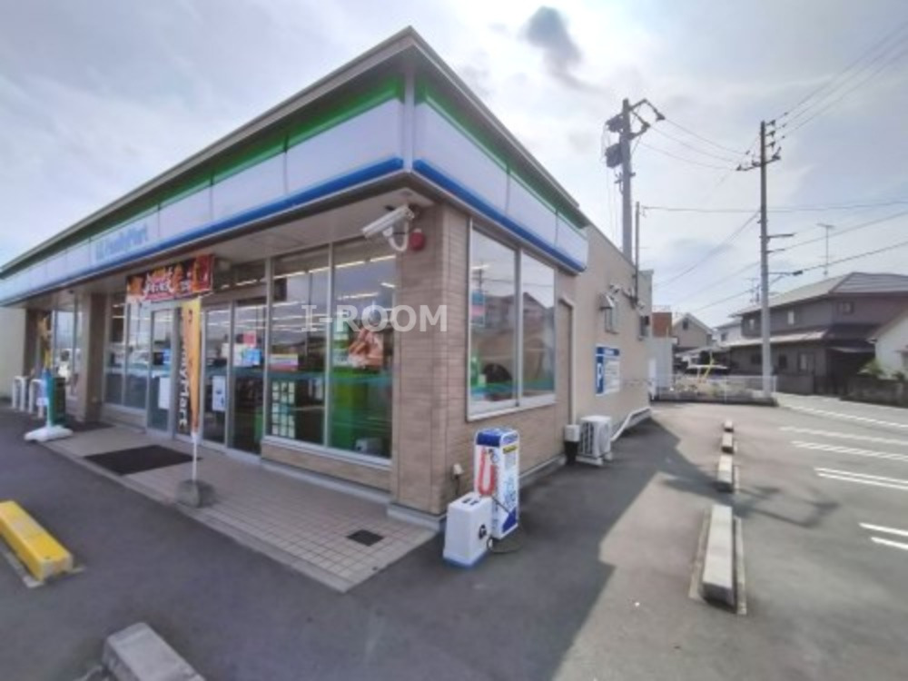 コンビニ　ファミリーマート 松山古川南店（コンビニ）まで532m