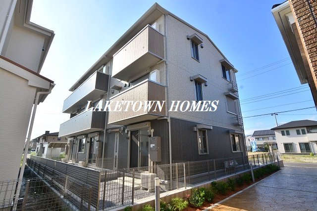 建物外観　レイクタウンでのお部屋探しは『地元の当社』にお任せ下さい！