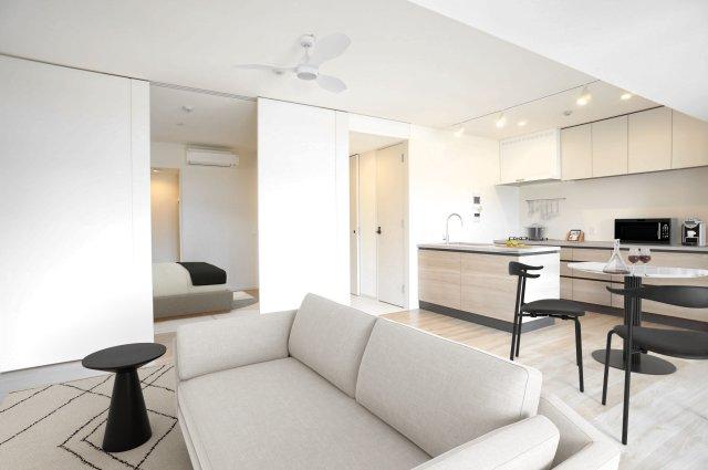 居室・リビング　※家具・備品はCG合成です。部屋に付属していません。