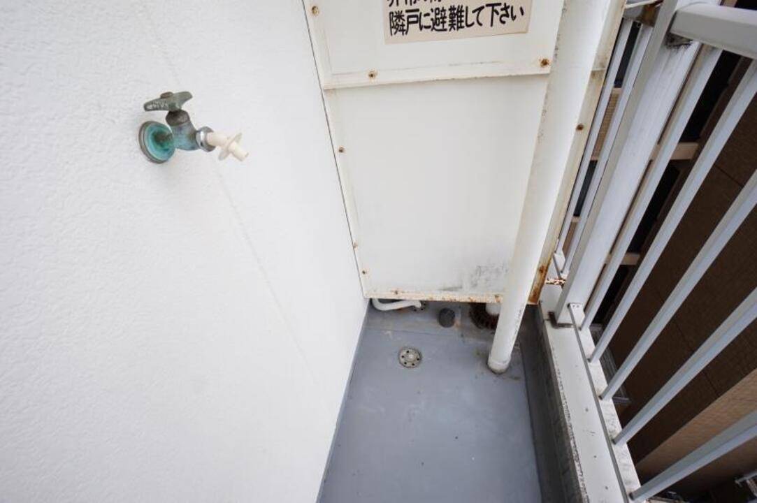 その他設備　洗濯機置場