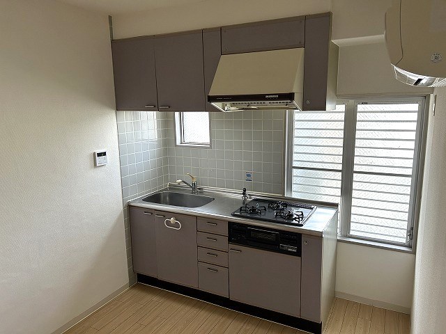 キッチン　参考写真。