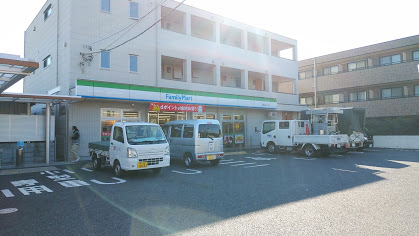 コンビニ　ファミリーマート板橋赤塚二丁目店（コンビニ）まで455m