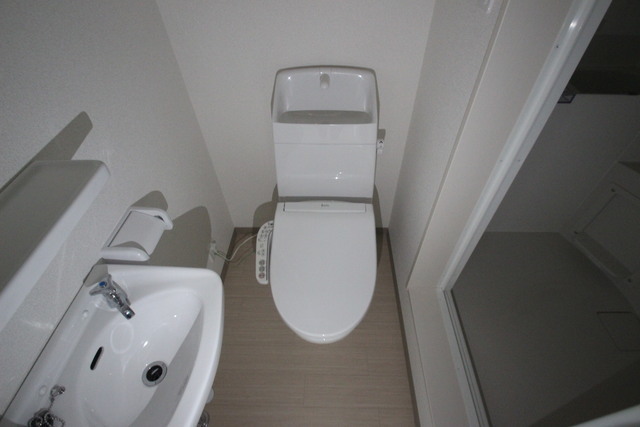 COLLINA隅の浜のトイレ写真
