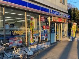 コンビニ　ローソン・スリーエフ横浜中央市場店（コンビニ）まで181m