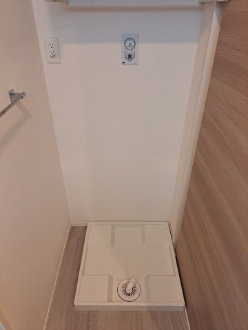 その他　室内洗濯機置場です