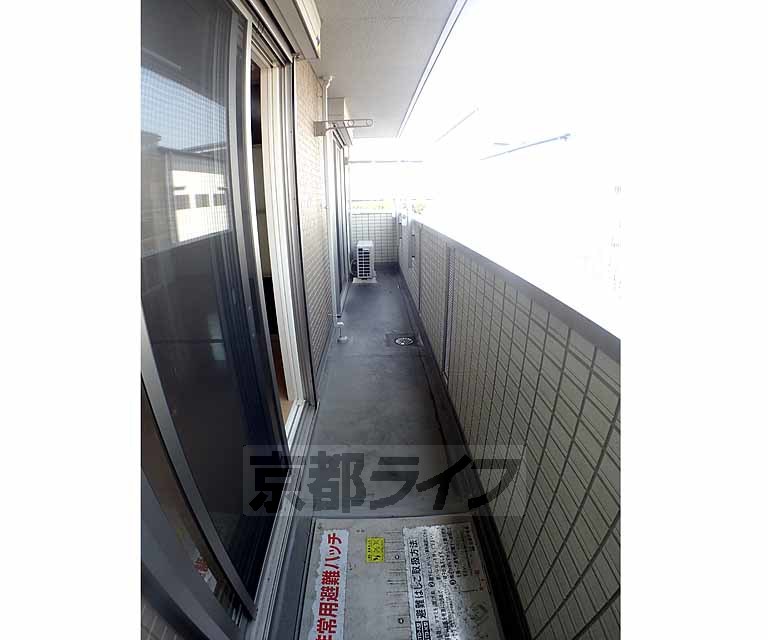 バルコニー　とても広いバルコニーです