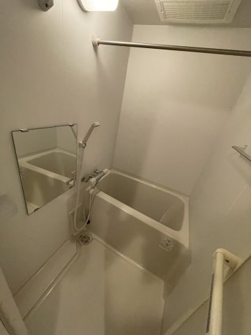 バス・シャワールーム　別部屋参考写真