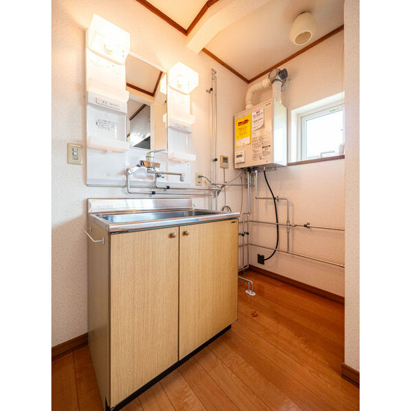 栗山町松風2丁目 戸建の内装写真