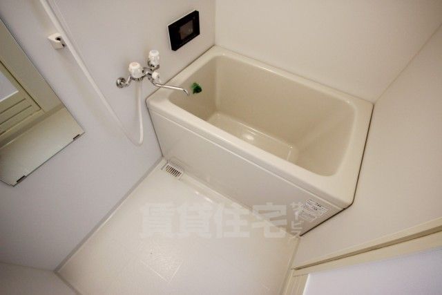 地下鉄谷町線 天神橋筋六丁目駅 徒歩1分 8階建 築13年の風呂写真
