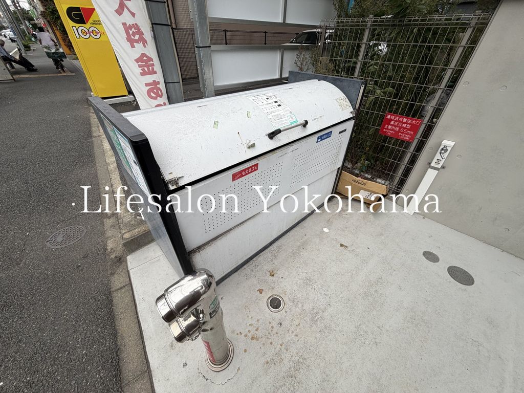 ブルーライン 阪東橋駅 徒歩5分 10階建 築14年の外観写真