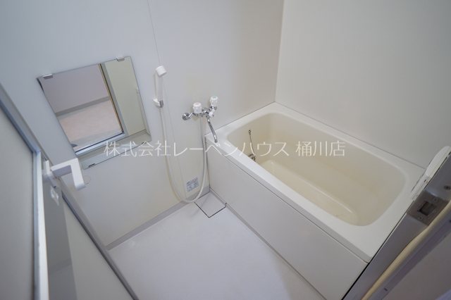 バス・シャワールーム　レーベンハウス桶川店へ　048-787-5511