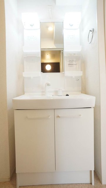 洗面設備　お写真多数ご用意しております！お問い合わせお待ちしております
