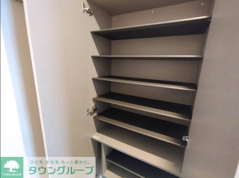 収納　設備