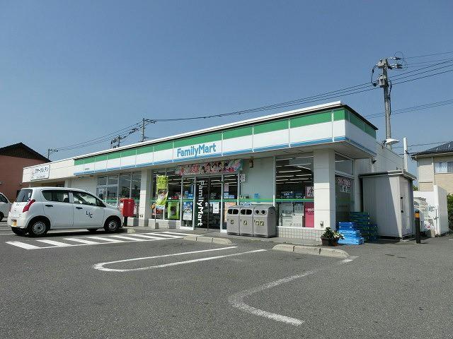 コンビニ　ファミリーマート/八幡学研台店（コンビニ）まで580m