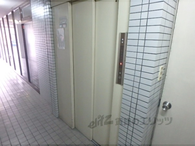 その他　エレベーター