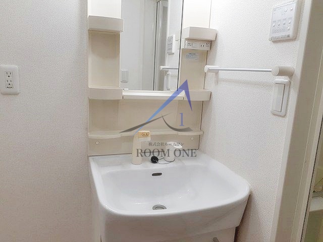 洗面設備　洗面台です。