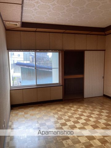 御殿山町白滝貸家の内装写真