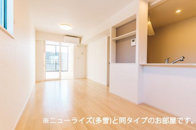 居室・リビング　※同タイプ