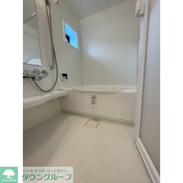 バス・シャワールーム　3階バス