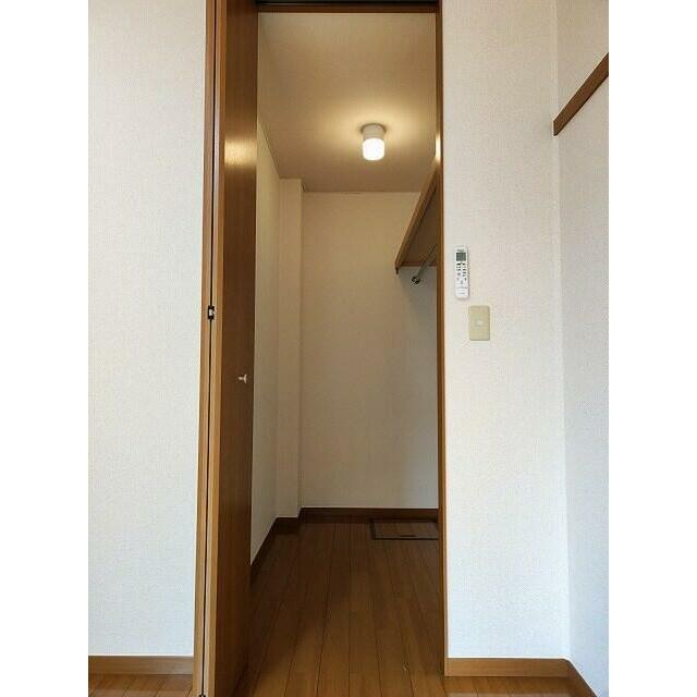 小田急江ノ島線 六会日大前駅 徒歩5分 2階建 築24年の内装写真