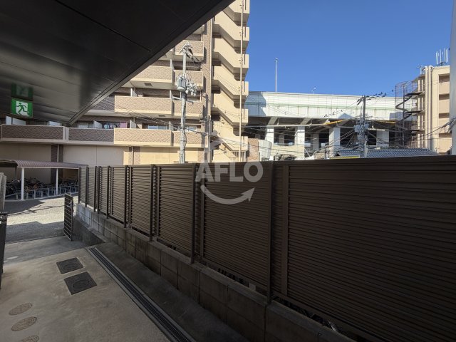 エントランス　ラフィネ姫島　エントランス