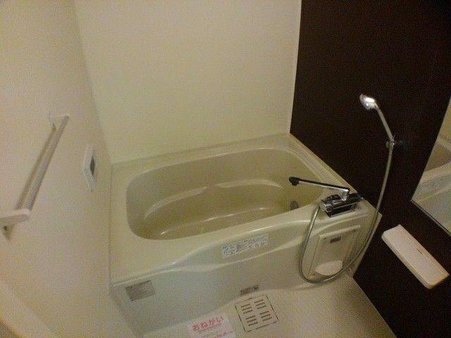 ミミエデン仲畑の風呂写真