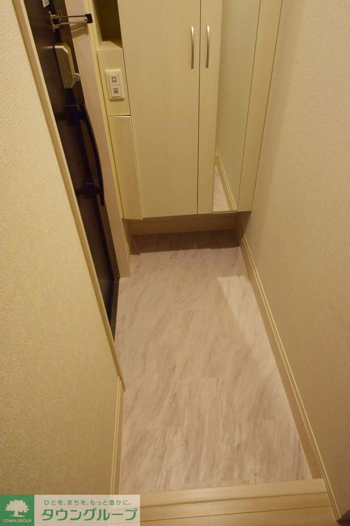 玄関　設備