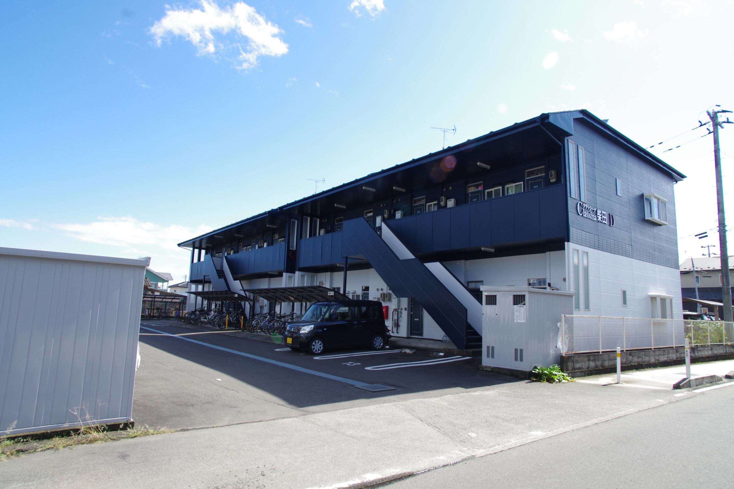 柴田郡柴田町大字船岡のアパートの建物外観