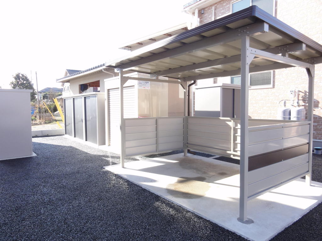 コンビニ　ファミリーマート山形大野目三丁目店（コンビニ）まで530m