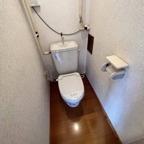 【中西ビルのトイレ】