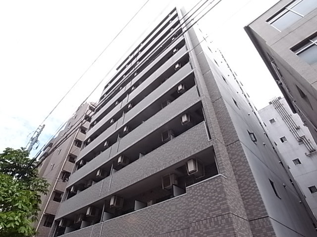 神戸市中央区浜辺通のマンションの建物外観