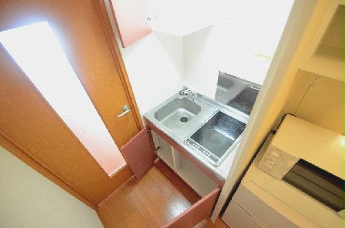 キッチン　写真と現況が異なる場合は、現況を優先します。