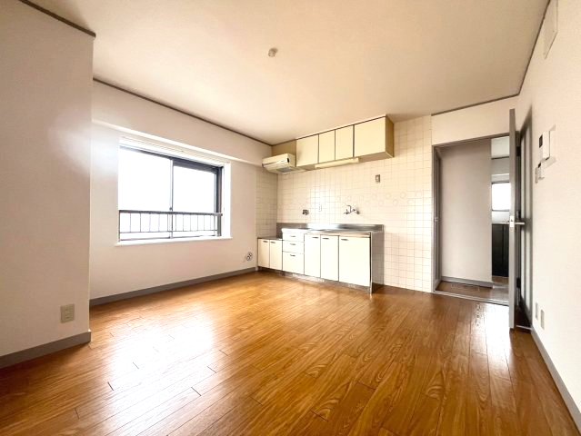 居室・リビング　居間です