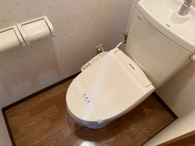 トイレ　トイレ