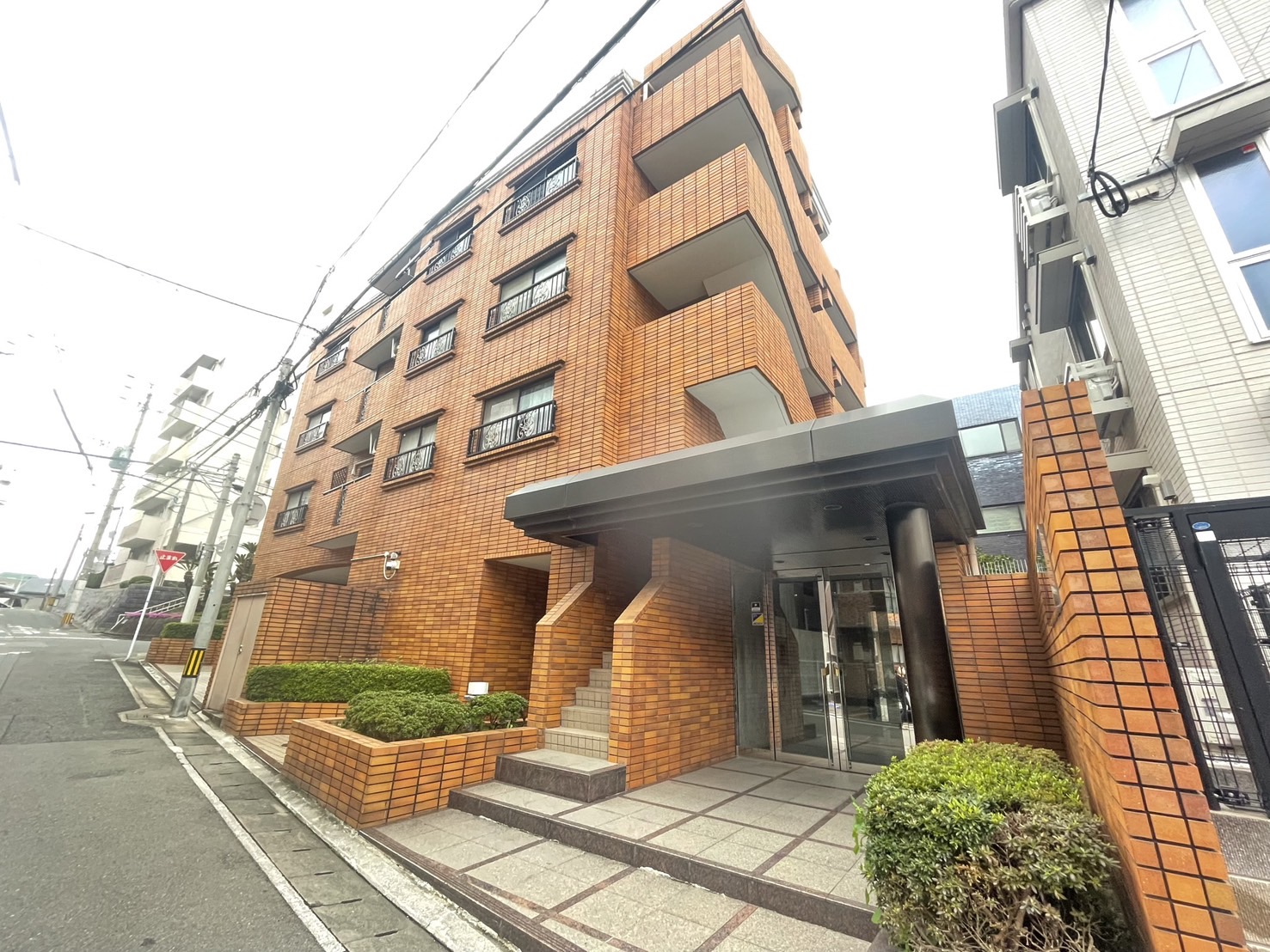 ヴェルビュ高宮の外観
