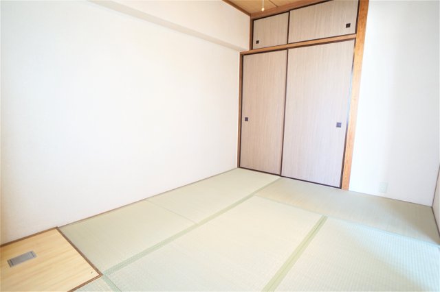 その他部屋・スペース　洋室5.5帖になります