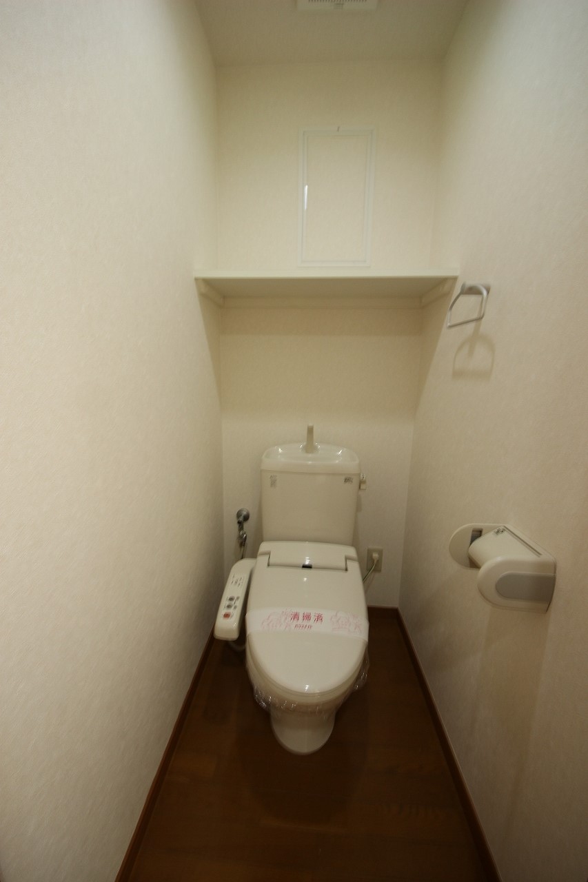 トイレ　トイレもきれいです