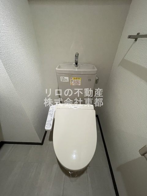 トイレ　洗浄便座付です！