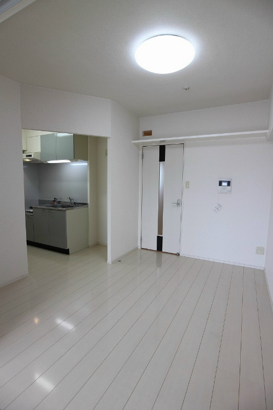 居室・リビング　開放的なリビング