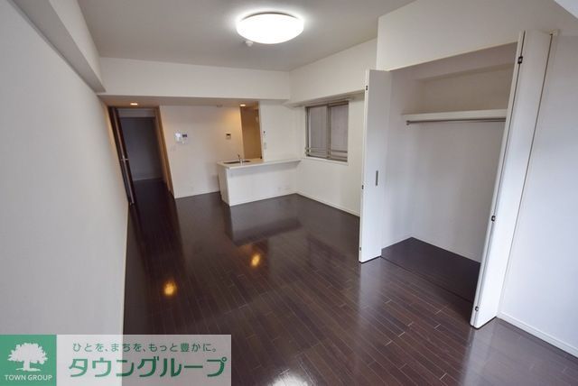 居室・リビング　日当たり良好な明るいお部屋