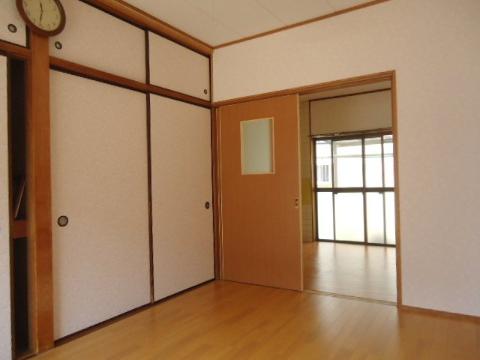 居室・リビング　洋室