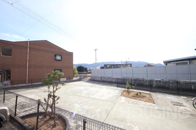 眺望　※モデルルームで、家具は展示用です。