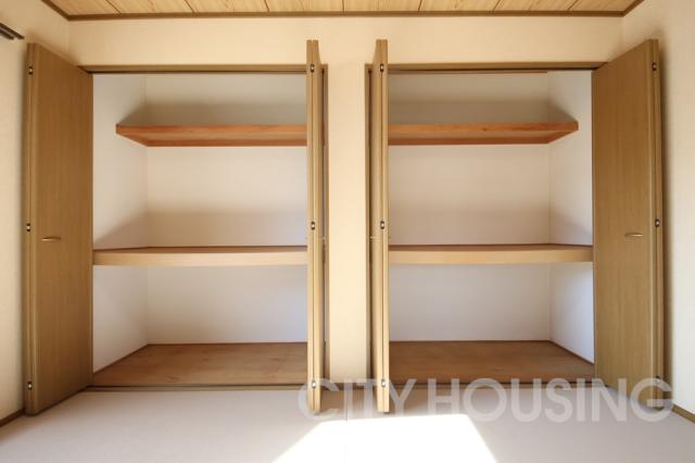 収納　※モデルルームで、家具は展示用です。