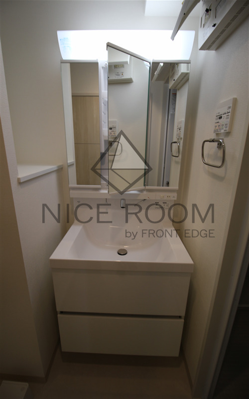 洗面設備　ディアコートオリヴィエ　独立洗面台