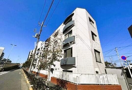 建物外観　外観は落ち着いています