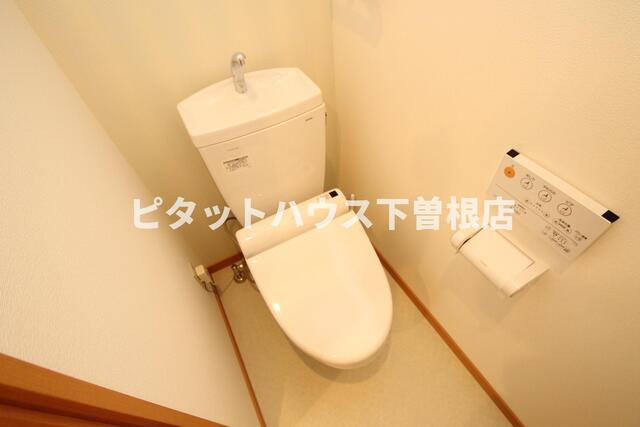 トイレ　トイレ