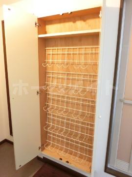 プレアール南春日丘　収納　シューズＢＯＸ