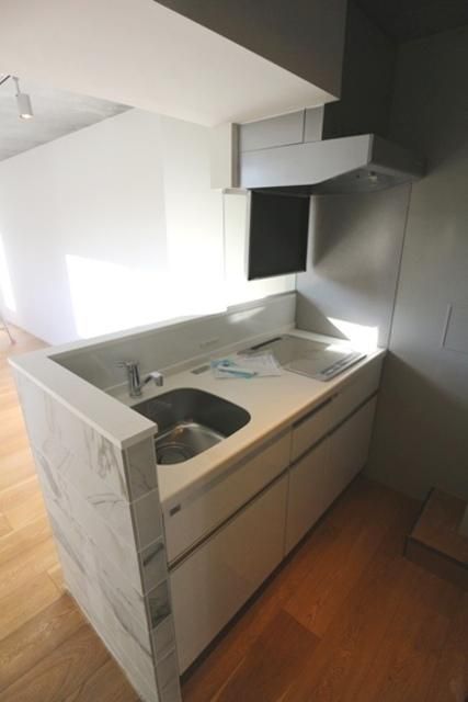 キッチン　※別号室参考写真です（2階）※