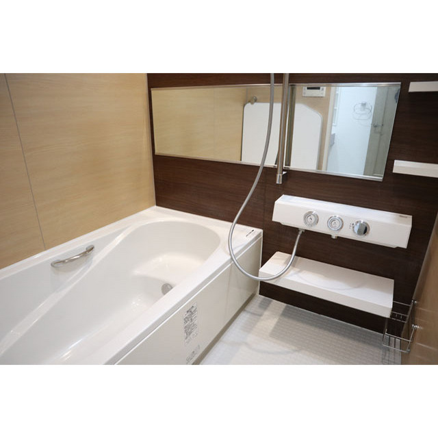 バス・シャワールーム　バス